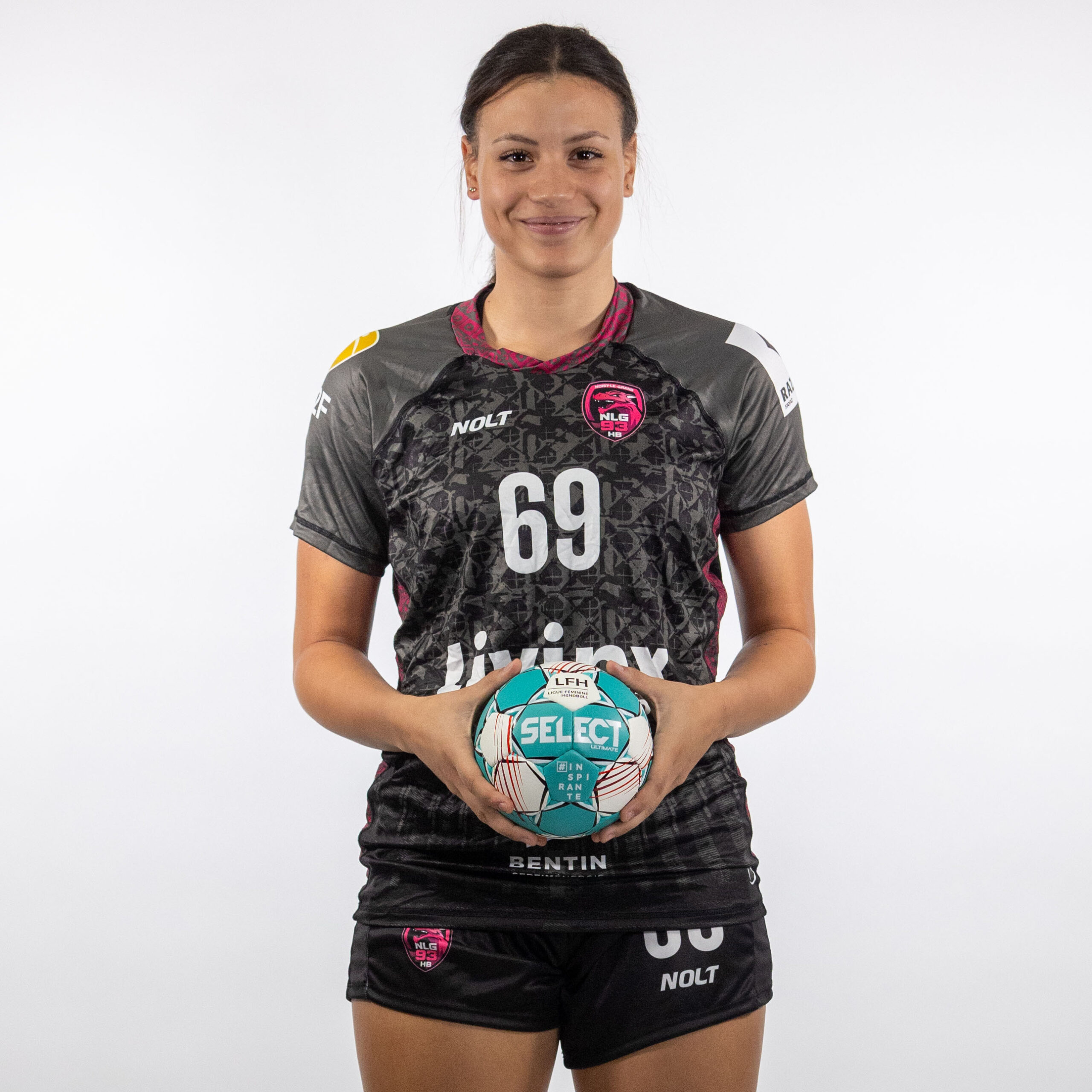Lorine PERROT, joueuse du Noisy-le-Grand Handball